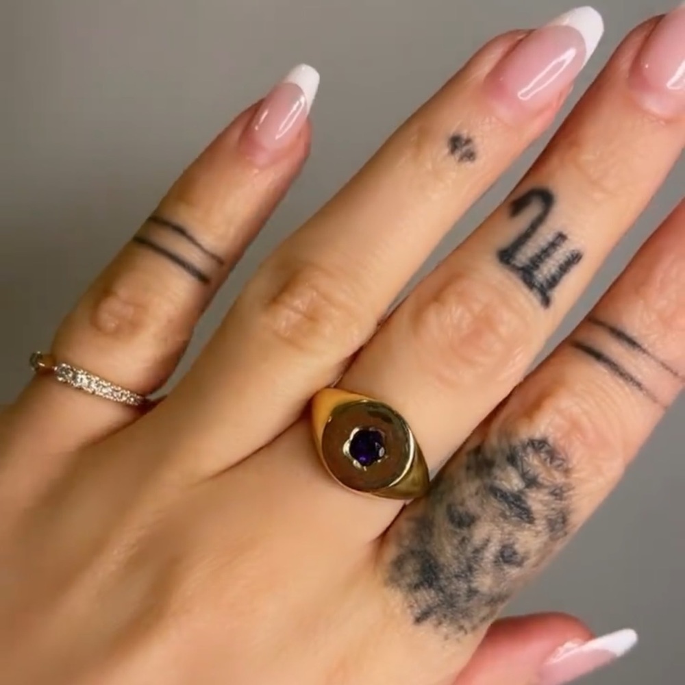 14k Flower cut Amethyst Chubby Signet Ring